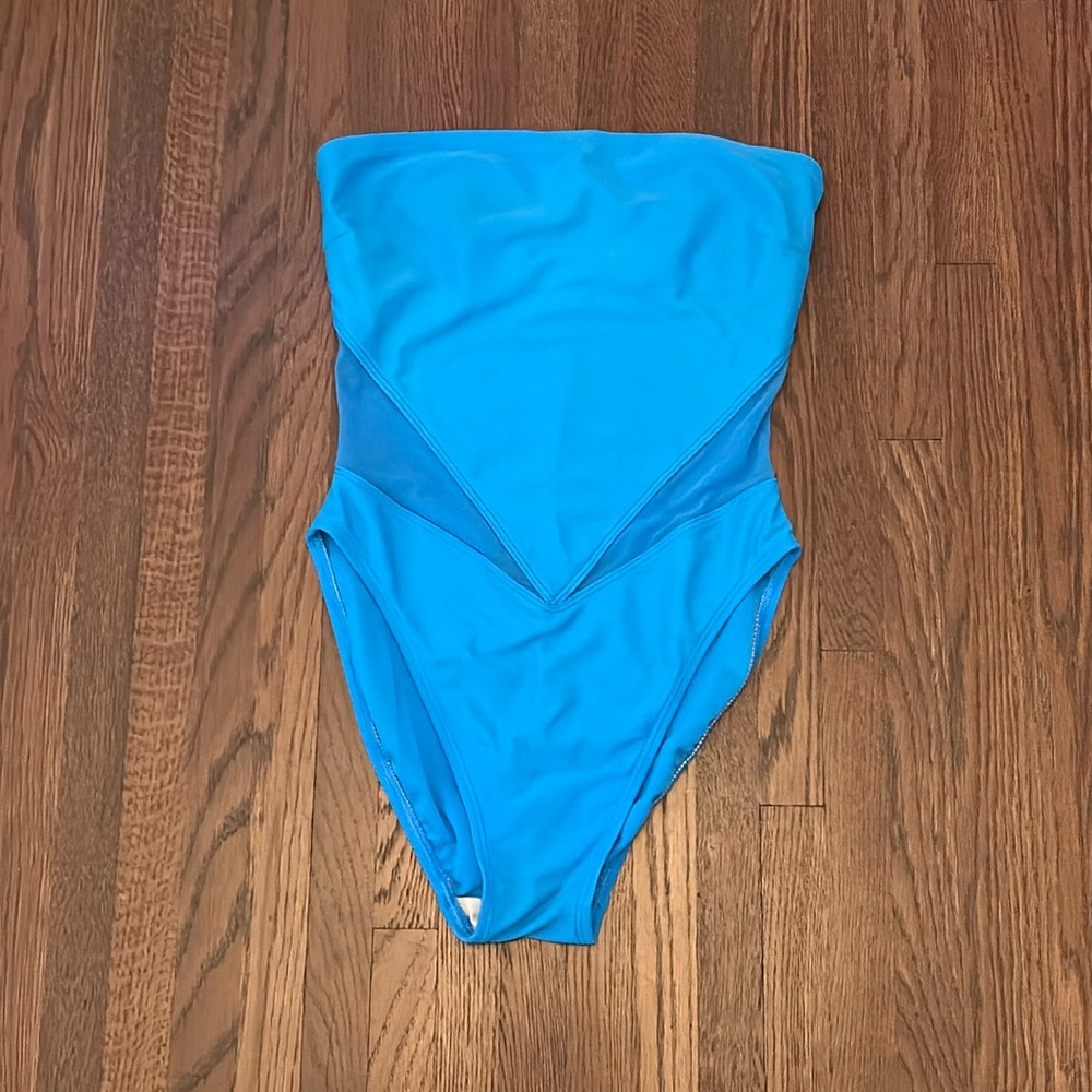 La Blanca Strapless Full Piece Bathing Suit Size 6